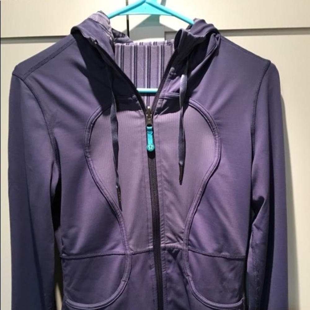 LuLulemon lined Jacket sz6 Excellent condition